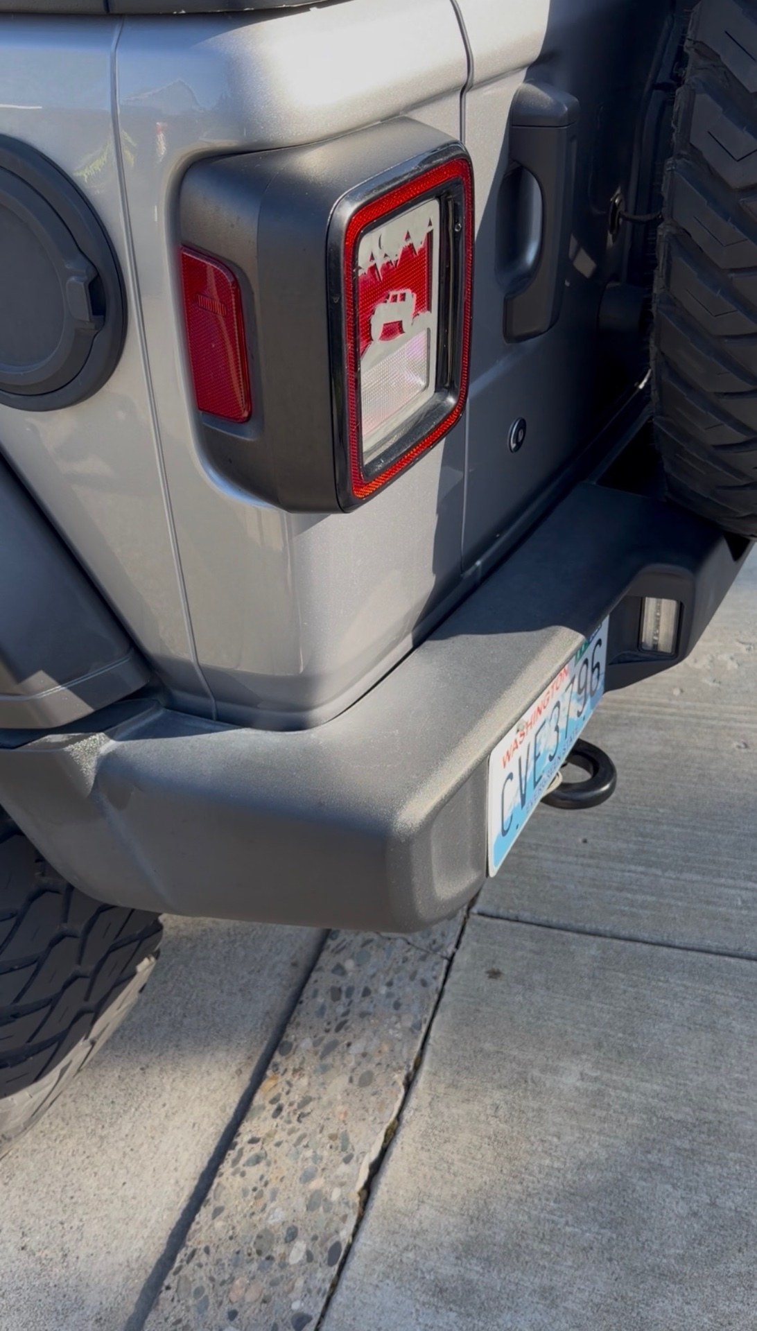 Jeep exterior before detailing